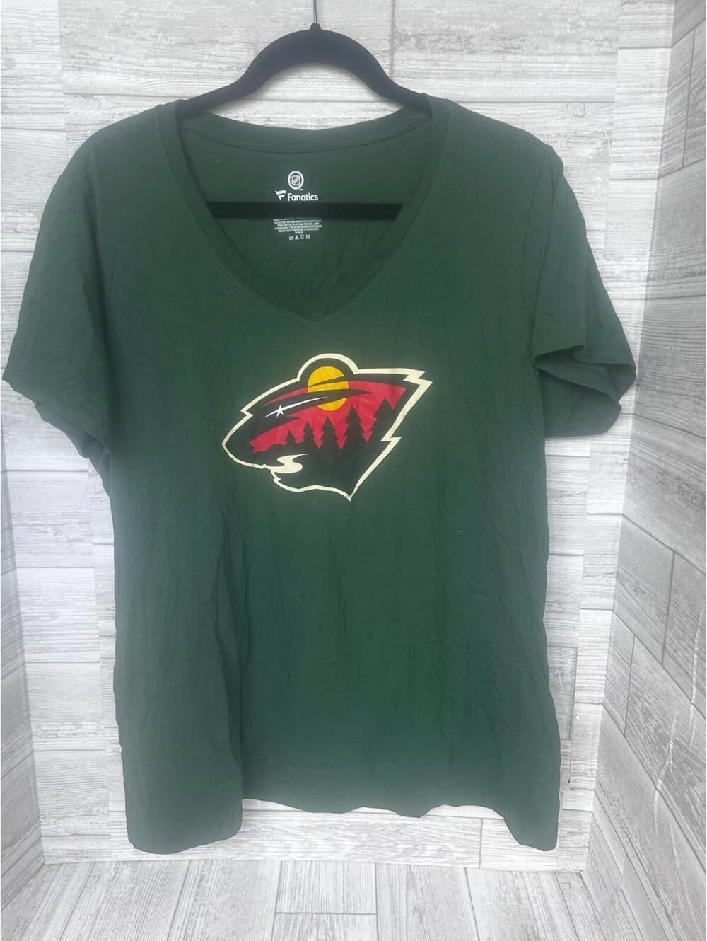 Minnesota Wild Fanatics Women’s V-Neck T-Shirt Green XL NHL Tee New Without Tags
